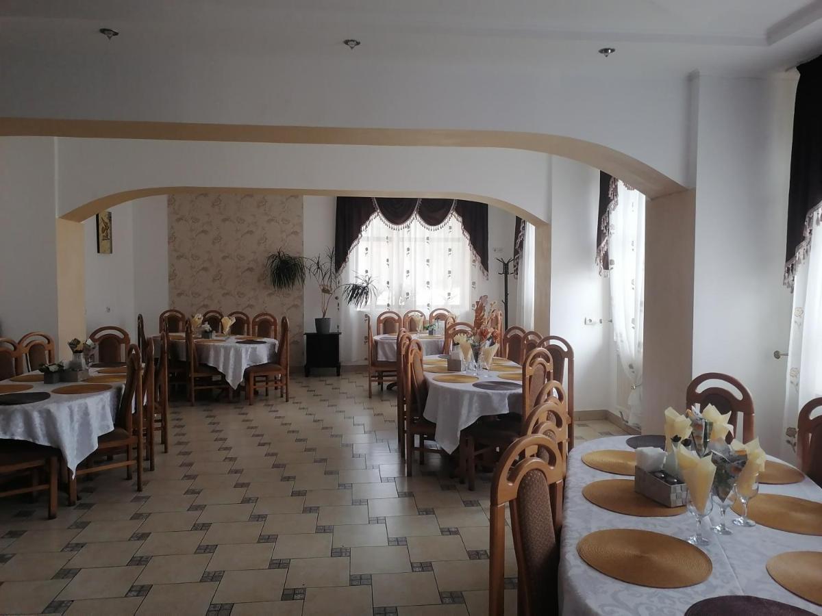 Pensiunea Valurile Bistritei Vatra Dornei Exterior photo